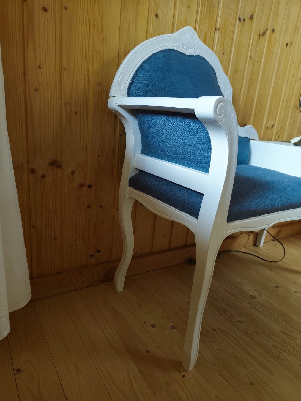 Panchine: Telefonbänkli – Usato da Brienzwiler venduto da Nytt-och-Bytt 3