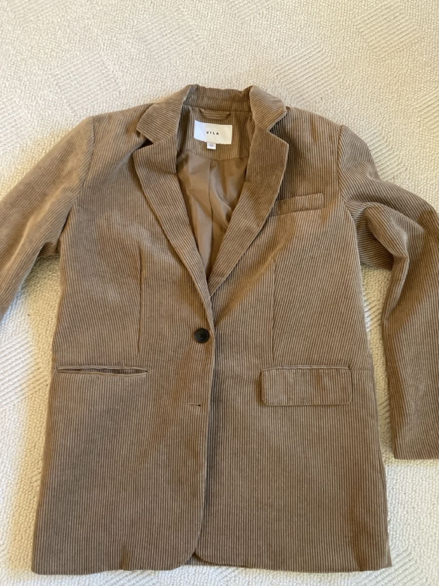 Lotti di vestiti: Rock und Blazer, Gr38 Cord – Usato da Weissbad venduto da Praxedis_P51 3