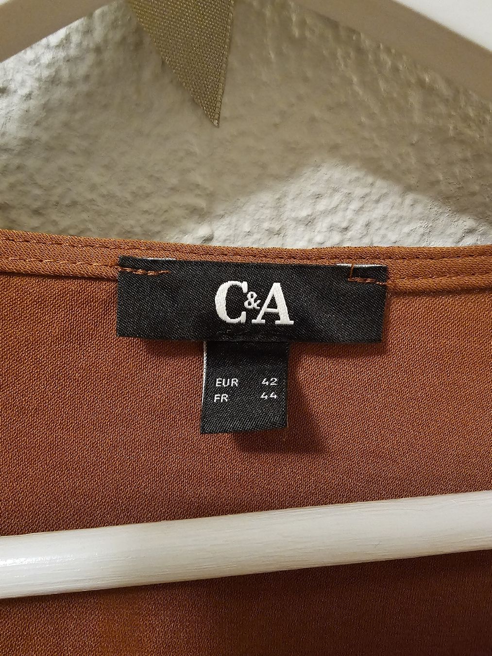 C&A Blusen: C&A Bluse Cognacbraun Gr. 42 mit Rüschen-Details – Neu (gemäss Beschreibung) aus Bern von Oscarella 1