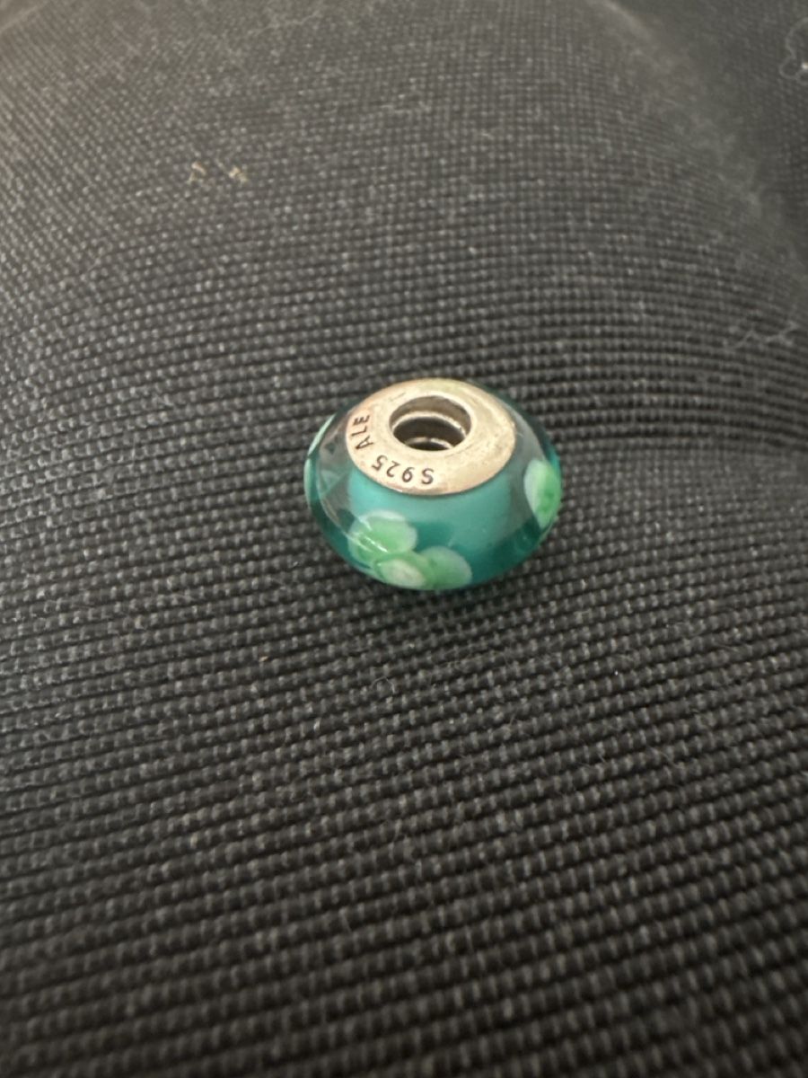 Pandora Ciondoli: Pandora Glas Charm Gruen Kleeblatt  – Usato da Aarburg venduto da manju2007