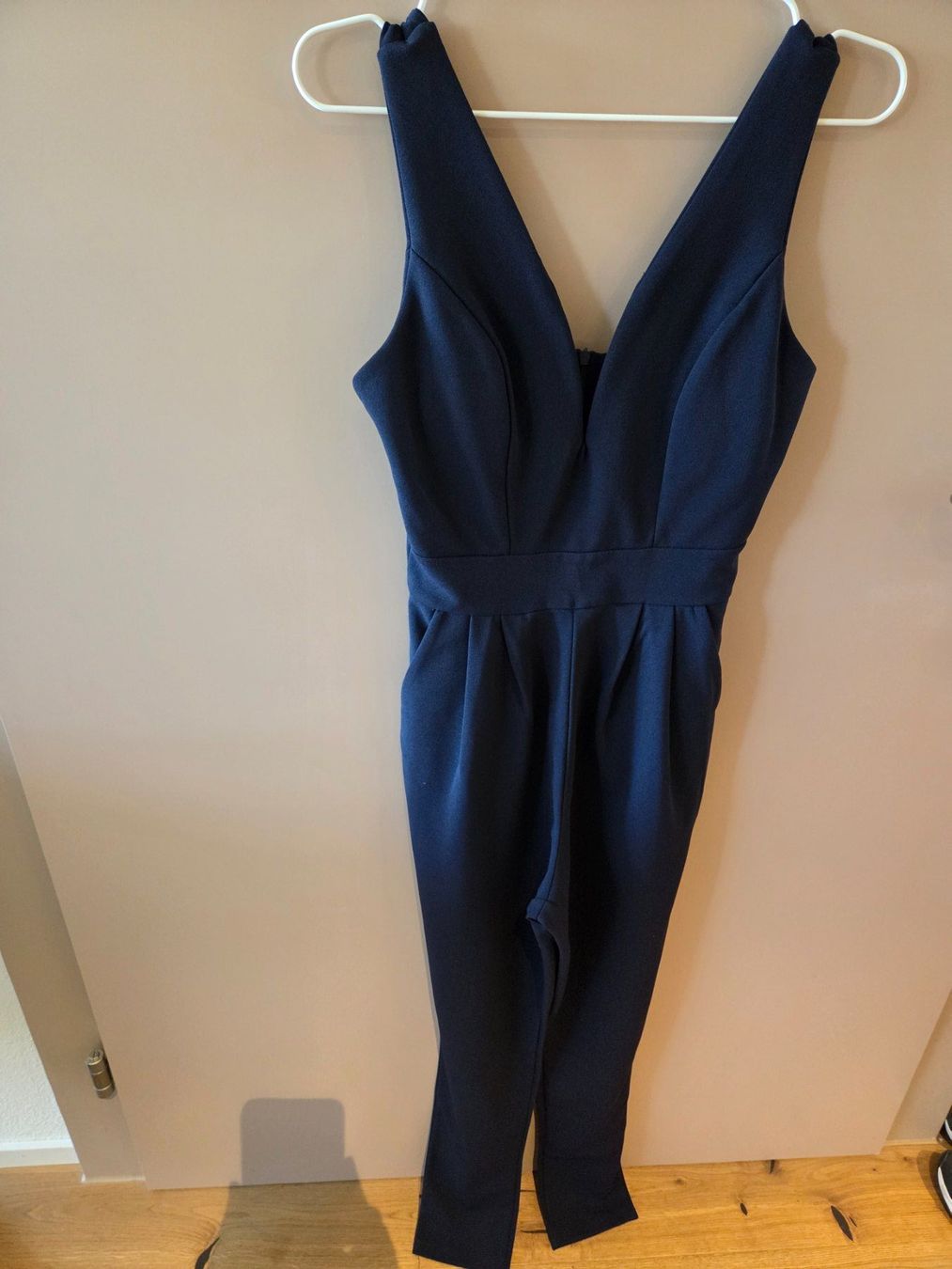 Wal G. Jumpsuits: Dunkelblauer Jumpsuit von Wal G – Gebraucht aus Emmen von GrabandGo