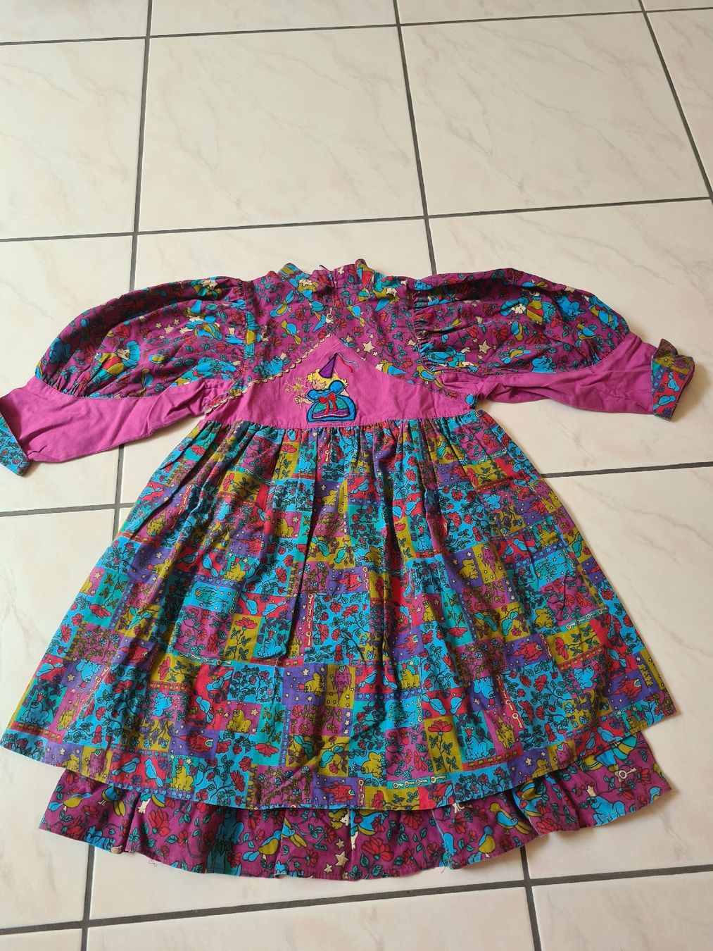 Vestiti & Gonne: Mädchenkleid "Froschkönig" Gr.116 – Usato da Ebikon venduto da Songbird85