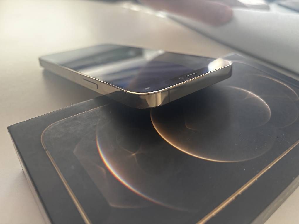 Telefoni cellulari / Smartphones: iPhone 12 Pro 128GB Gold – Usato da Root venduto da lab_cmn2 2