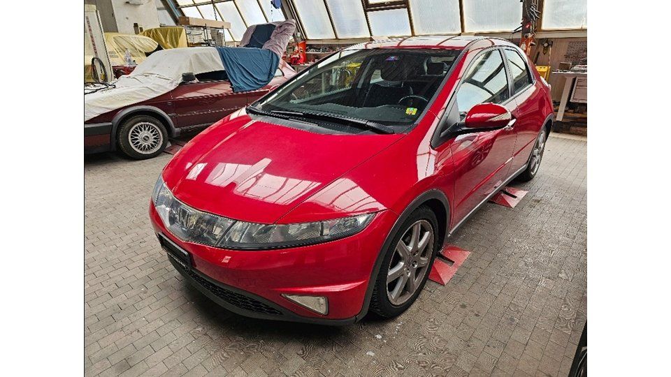 HONDA CIVIC 1.8I 5DR