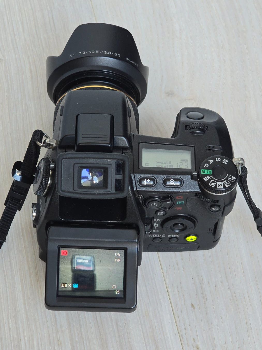 Konica Fotocamera: Digitalkamera Konica Monolta Dimage A2 m. Superzoom 28-200mm – Usato da Buchs ZH venduto da Reto_981 5