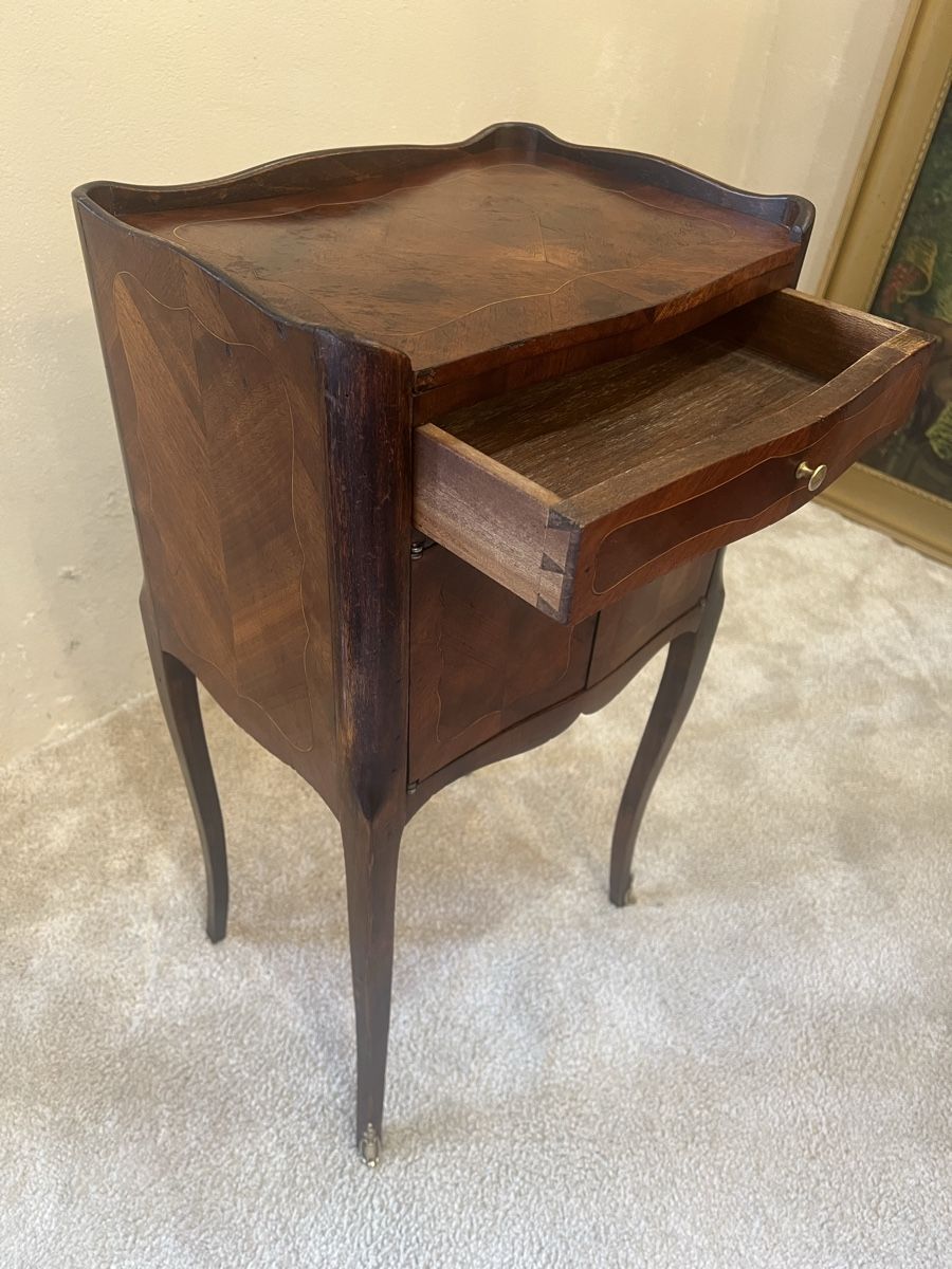 Commodes: Kommode im Louis XV -Stil 1900 – D'occasion à Wädenswil par Vollwertig 5