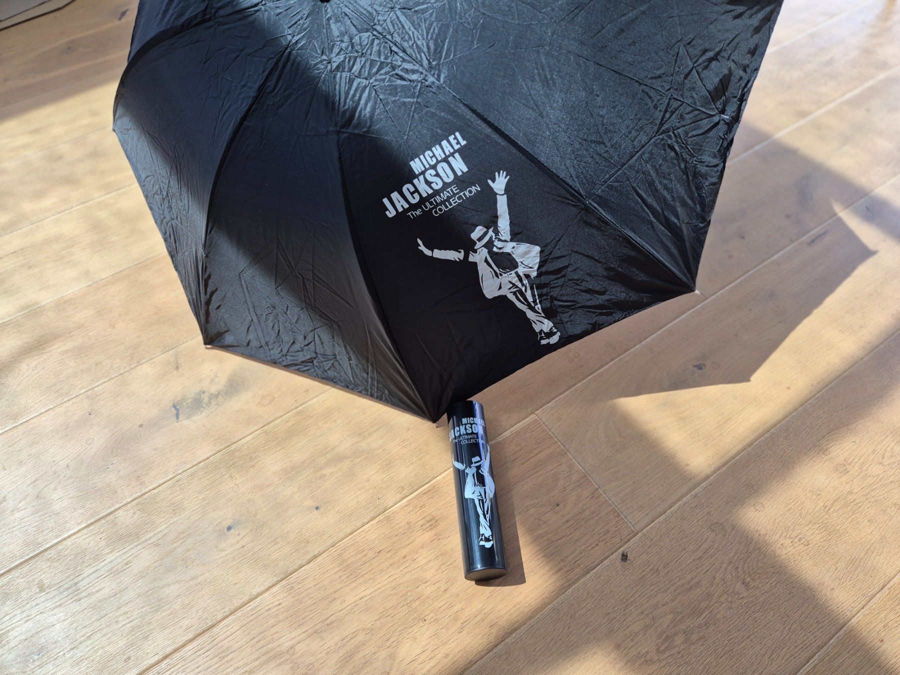 Ombrelli: Parapluie Michael Jackson The Ultimate Collection noir – Usato da Savièse venduto da coeur88 1