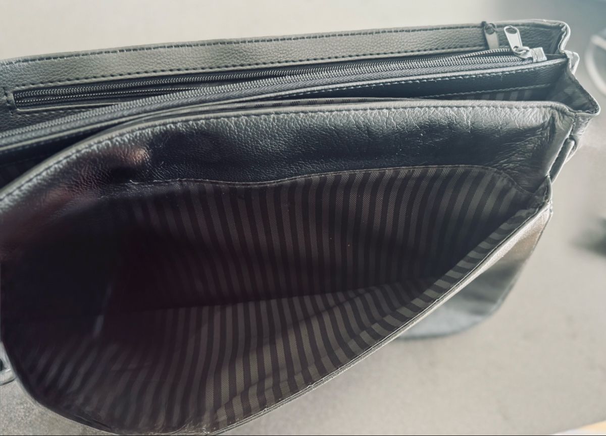 Valigie & Borse: Echtleder-Aktentasche + Dokumenten-/Laptoptasche – Usato da Küsnacht ZH venduto da AlexanderH. 1