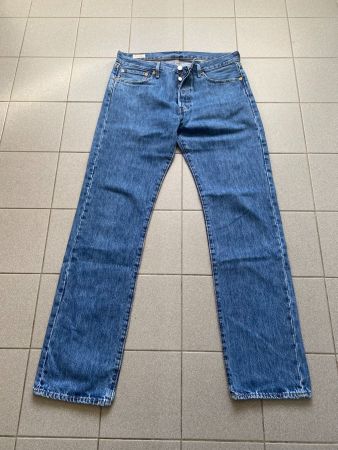 Levis 501 Jeanshose / W33 x L34 / Blau / Guter Zustand!