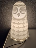 Leichte Nachttischlampe | Lampe Eule von IKEA Modell Solbo