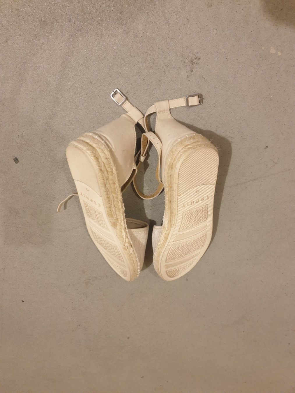 Esprit Damenschuhe: Espadrilles Esprit beige Gr. 42 – Gebraucht aus Pfäffikon SZ von gosia912 2