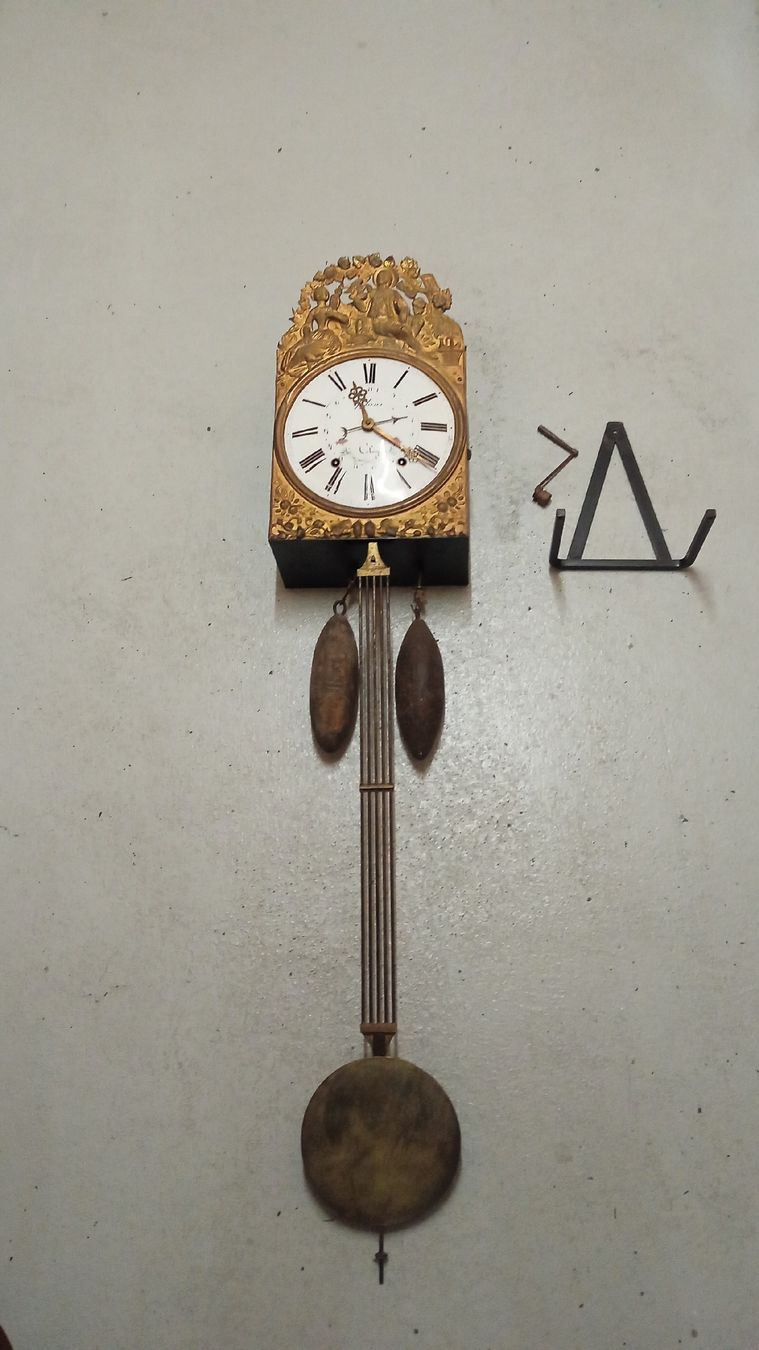 Orologi da terra & Orologi da parete: Antike Wanduhr mit Pendel – Usato da Biel/Bienne venduto da geo_8dsy