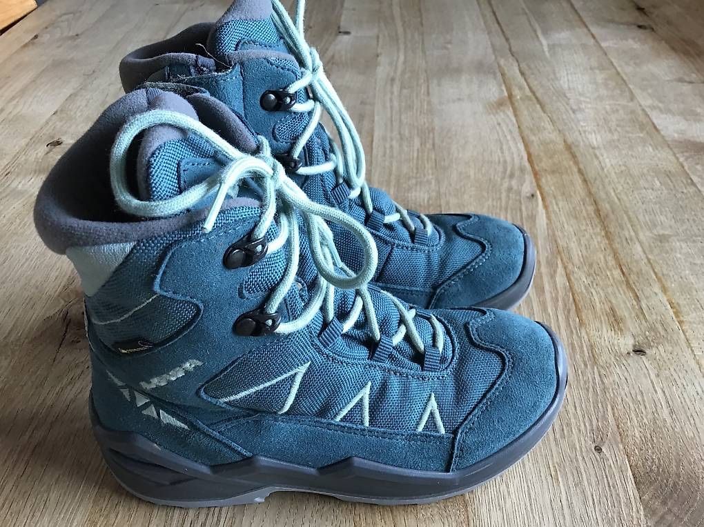 Lowa Schuhe für Jungen: LOWA – Gebraucht aus Neuchâtel von sta_7qfy 2