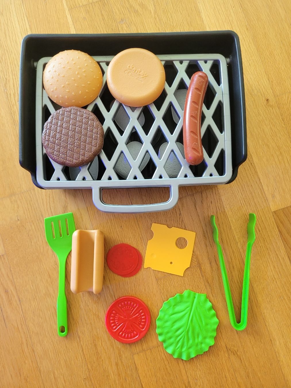 Spielzeuge: Spielzeug Grillset mit Zubehör – Gebraucht aus Oberweningen von Ziegel2 2