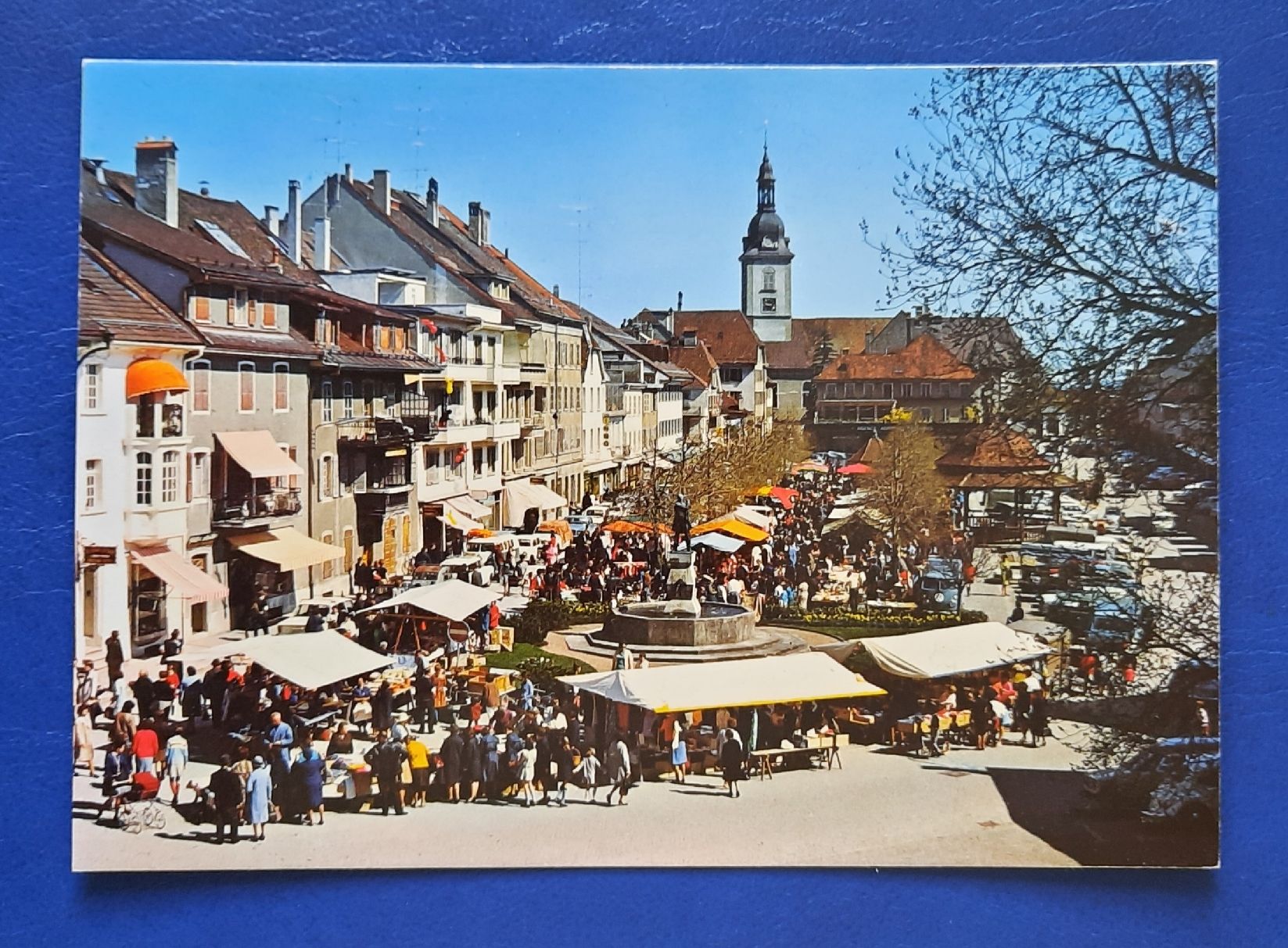 Cartoline postali: Ansichtskarte,  Bulle, Place de la promenade  – Usato da Marly venduto da neu-adlerauge65