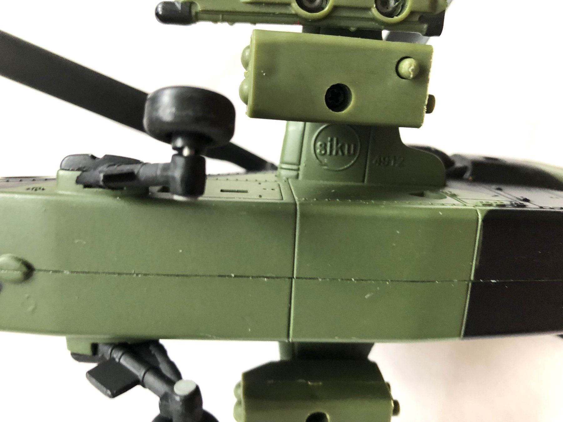 Siku Kit di modellismo & Modellini statici: Siku - Modell - Nr.4912 - Kampfhubschrauber – Usato da Schaffhausen venduto da durruti 2
