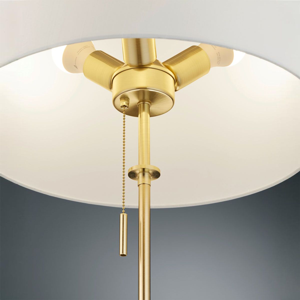 Lampade: Stehleuchte, Messing, 180 cm Höhe – Nuovo (secondo la descrizione) da Kreuzlingen venduto da Smart-Light 1
