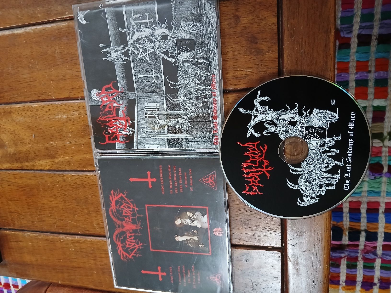 CD: goatlord- the last... – Usato da St-Cergue venduto da VeganWarrior