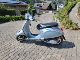 Vespa Primavera 125 Sport A1
