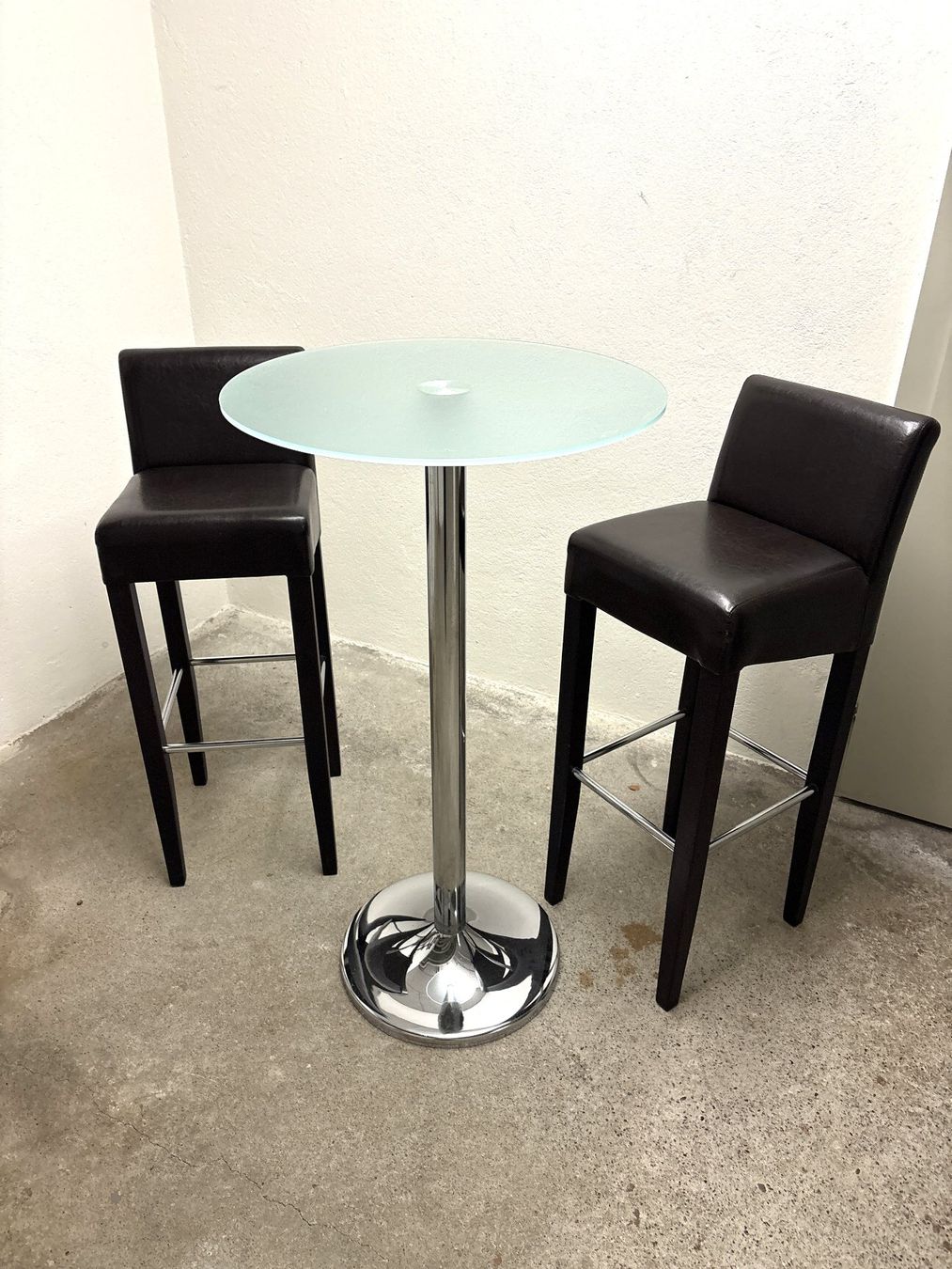 Set di tavolo e panche: Barhocker - 2 Stück - mit Hochtisch – Usato da Glattbrugg venduto da Ariel012 9