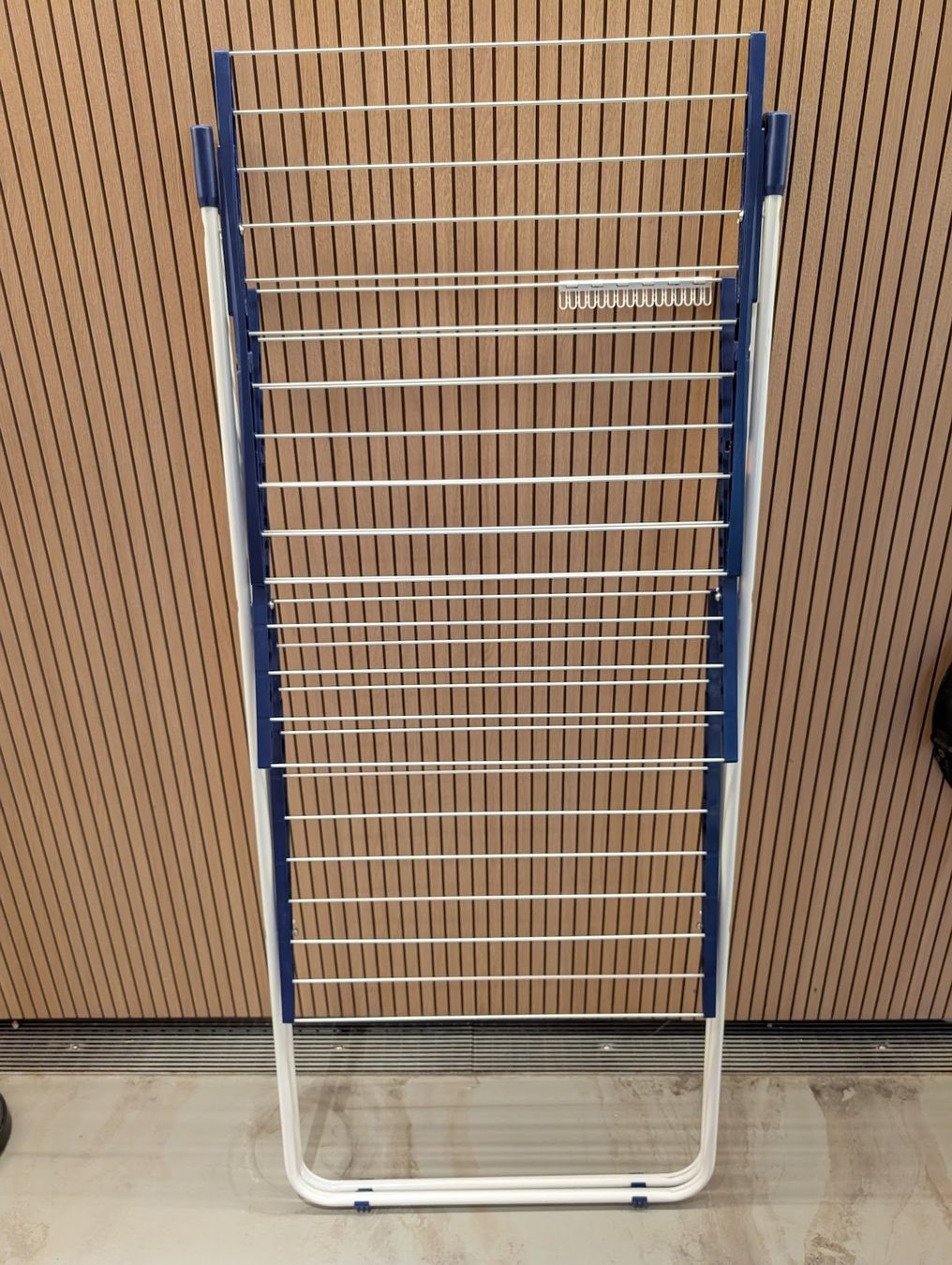 Leifheit Wäscheständer: Leifheit Tower Wäscheständer – Gebraucht aus Hurden von stickytofu