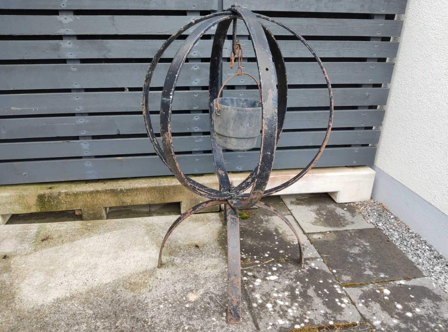 Vasi per fiori: Jardinière originale en fer – Usato da Vicques venduto da prairie0809