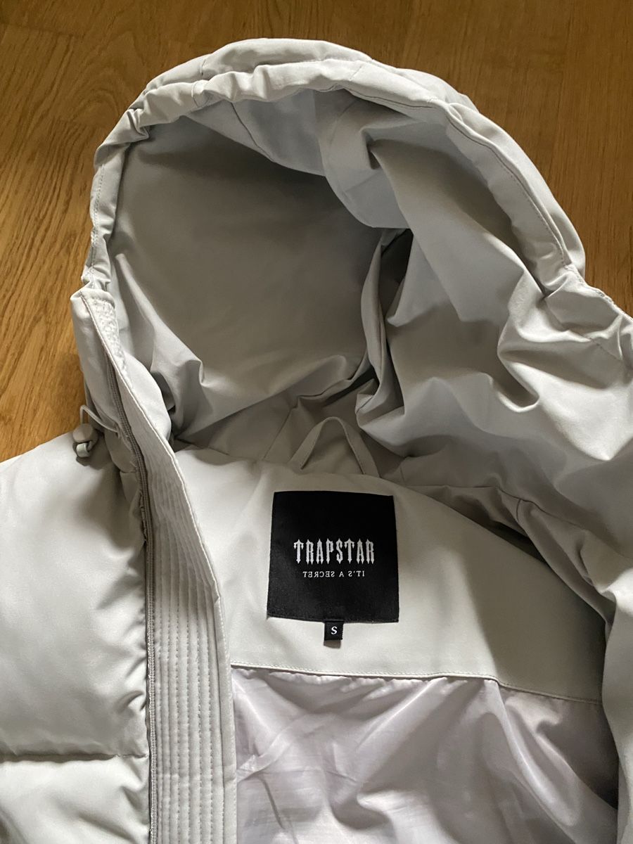 Trapstar Giacche: Trapstar Puffer Jacke grau Grösse S – Usato da Zürich venduto da cine75 4