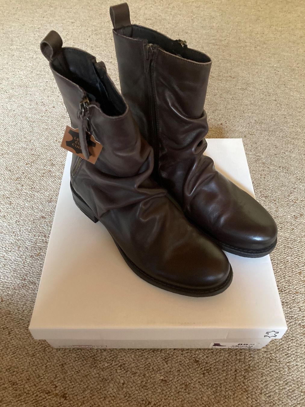 Scarpe da donna: Stiefel – Usato da Leuk-Stadt venduto da nadlerhu 1