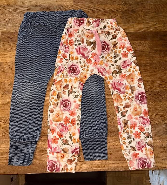 Hosen: 2er-Set Handmade Hosen Gr. 110 – Gebraucht aus Uznach von gir_wxd7