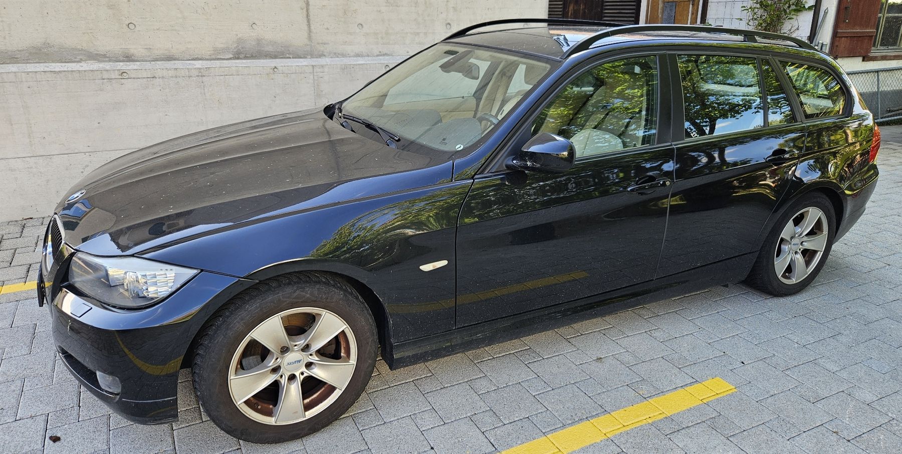 BMW Autos: BMW 320i Touring E91 – Défectueux à Frauenfeld par Xman1 2