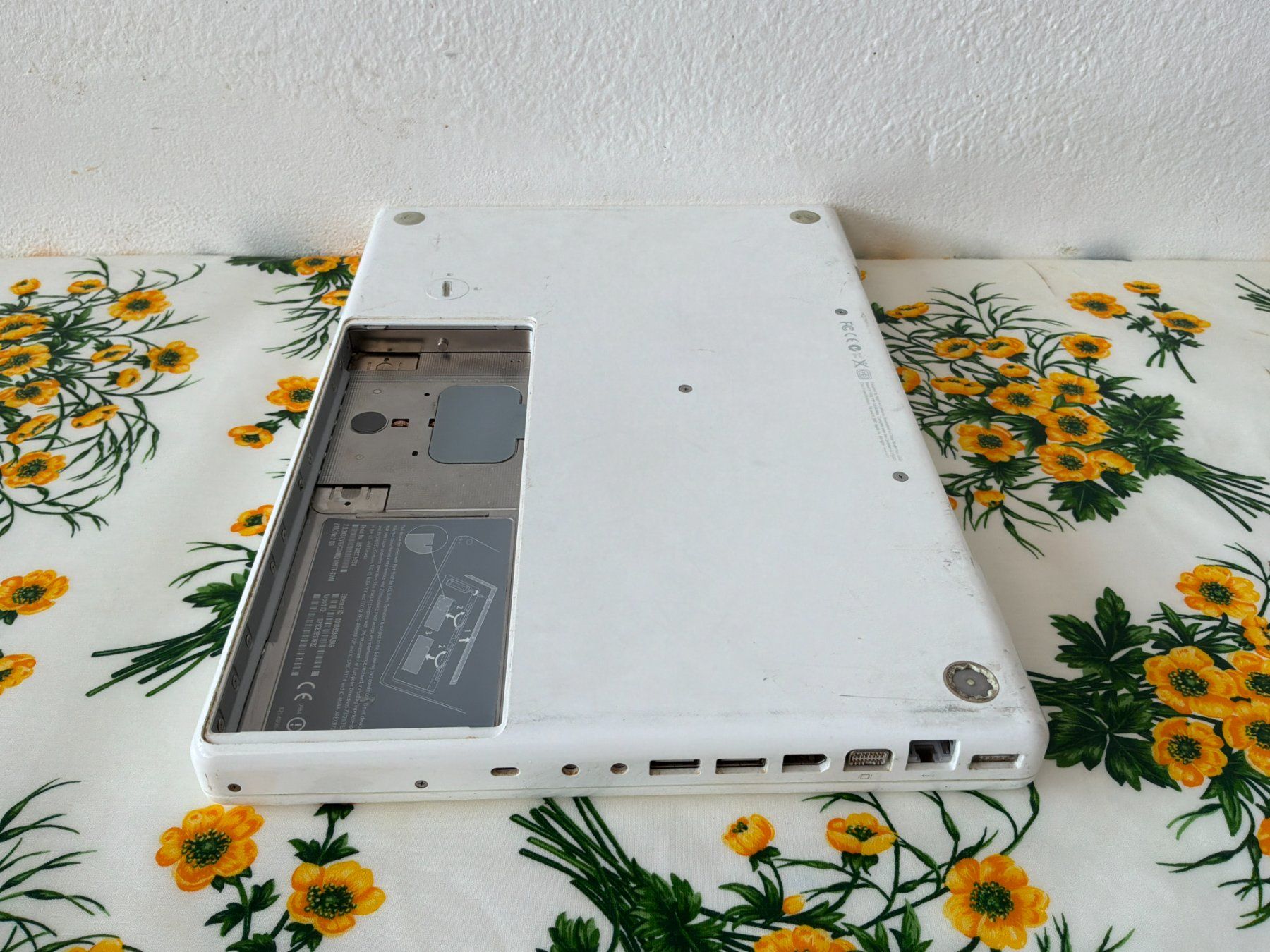 Apple Notebooks: Apple MacBook A1181 Core 2 Duo – Gebraucht aus Massagno von mar_k9xb 4