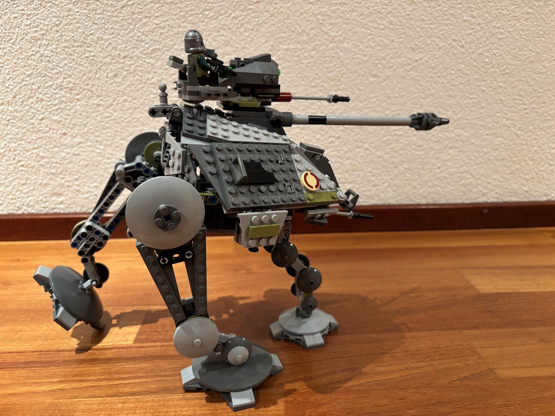 Lego Giocattoli: LEGO Star Wars AT-AP Nr. 75043 – Usato da Edlibach venduto da RUW19