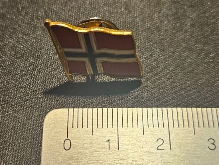 Broschen & Nadeln: PIN Norwegen – Gebraucht aus Bern von Respirit 6
