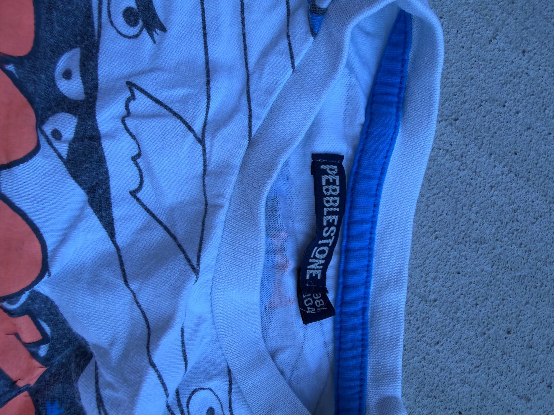Pigiama & Simili: Kinder Pyjama PEBBLESTONE Grösse 104 – Usato da Riehen venduto da ann_76jw 1