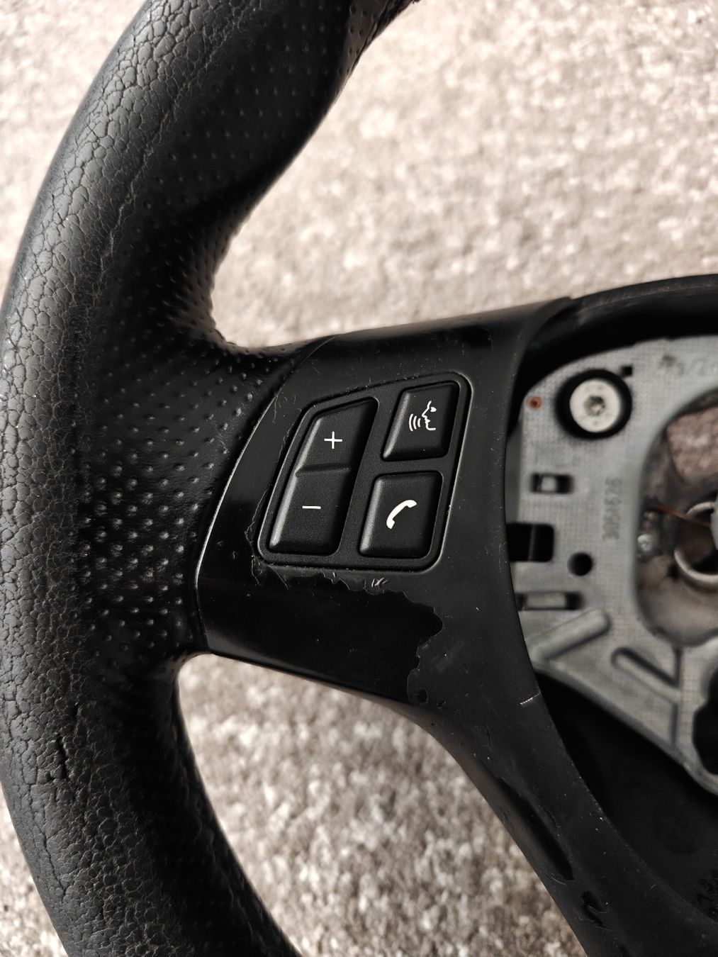 BMW Toutes les pièces auto: BMW E91 M-Paket Sportlenkrad – D'occasion à Rubigen par Berti0531 2