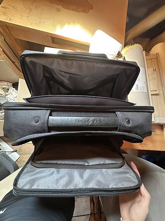 Valigie: Samsonite Carry-on Koffer – Usato da Zürich venduto da Clara.Trixi 4