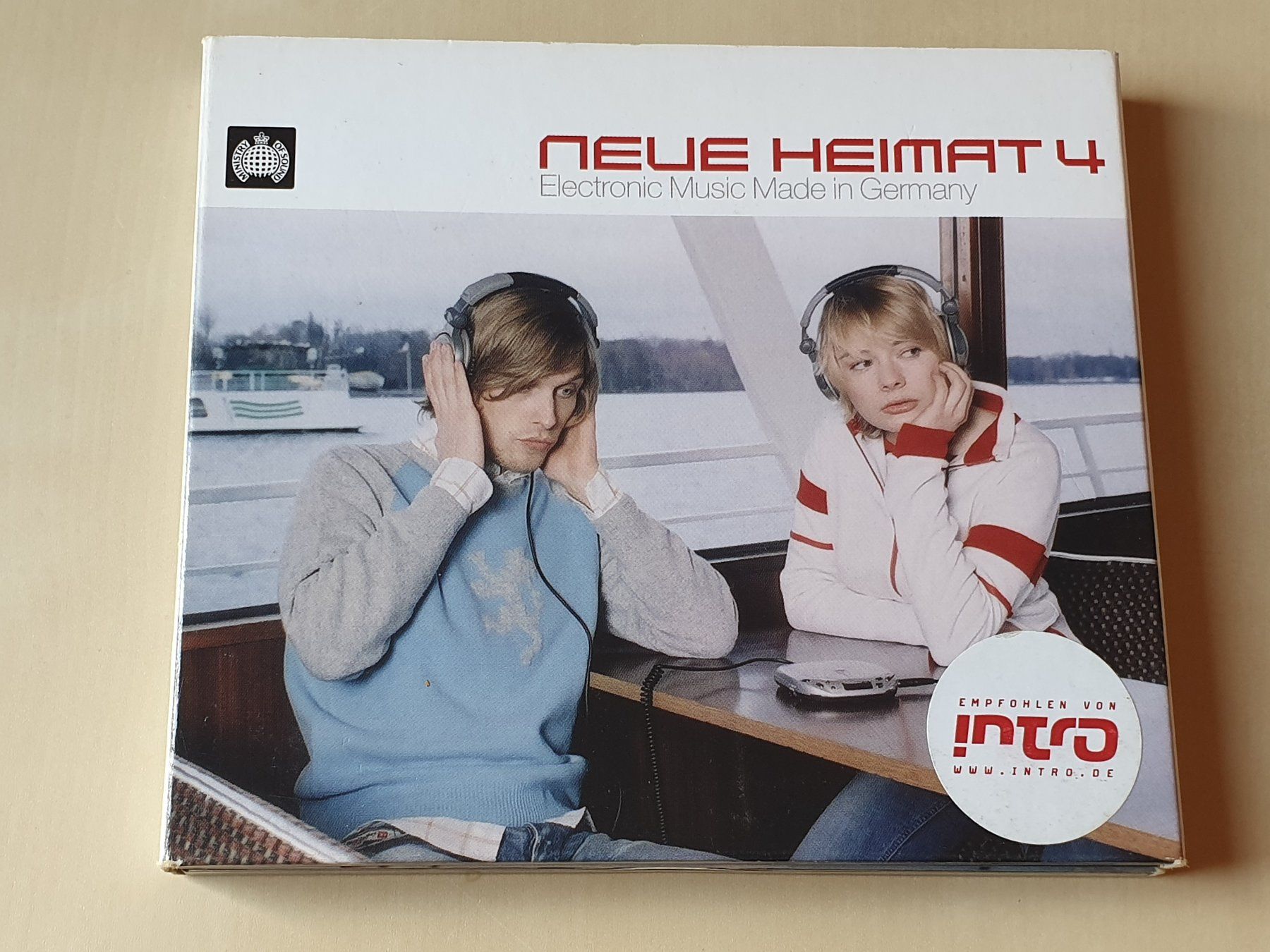 CDs: Neue Heimat 4 – D'occasion à Stansstad par collectorsshop