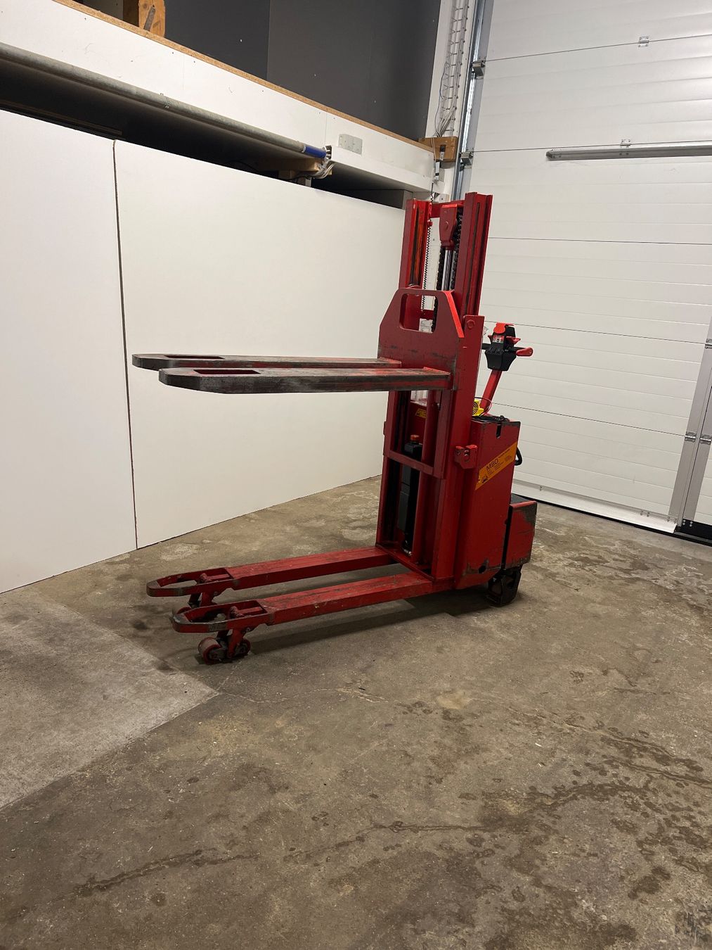 Carrelli elevatori e a forche: Deichselstapler Ameise – Usato da Wängi venduto da Hug-9545 2