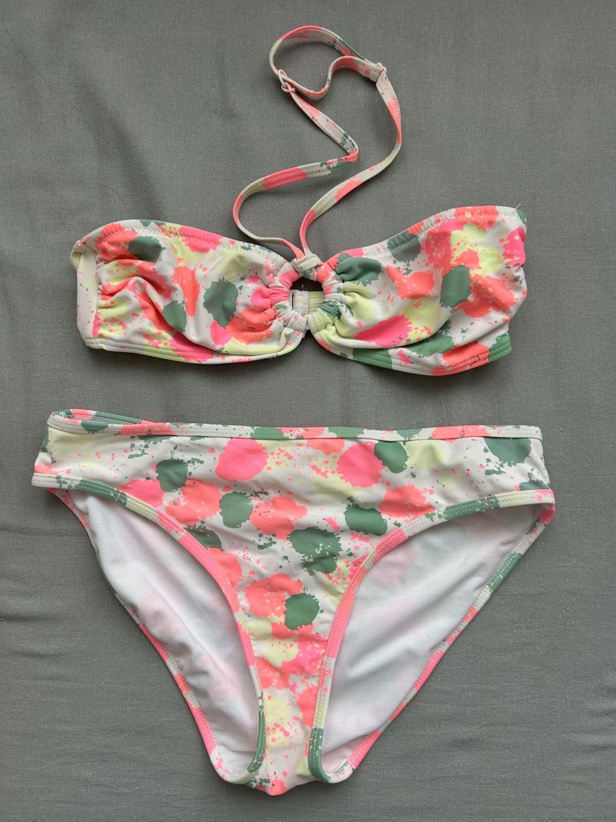 Costumi da bagno & Bikini: Farbiges Mädchen Bikin – Usato da Nürensdorf venduto da lor_6flb