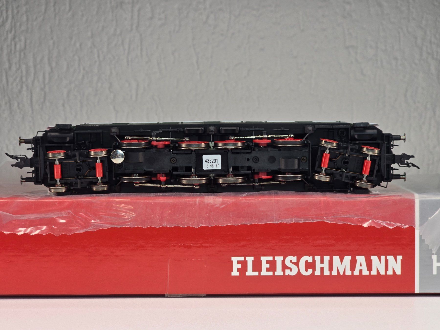 Fleischmann Modellini di ferrovie: Fleischmann 435201, DB, E 52, mit Schnittstelle, Neu – Nuovo e nell'imballaggio originale da Kloten venduto da Nicola2 9