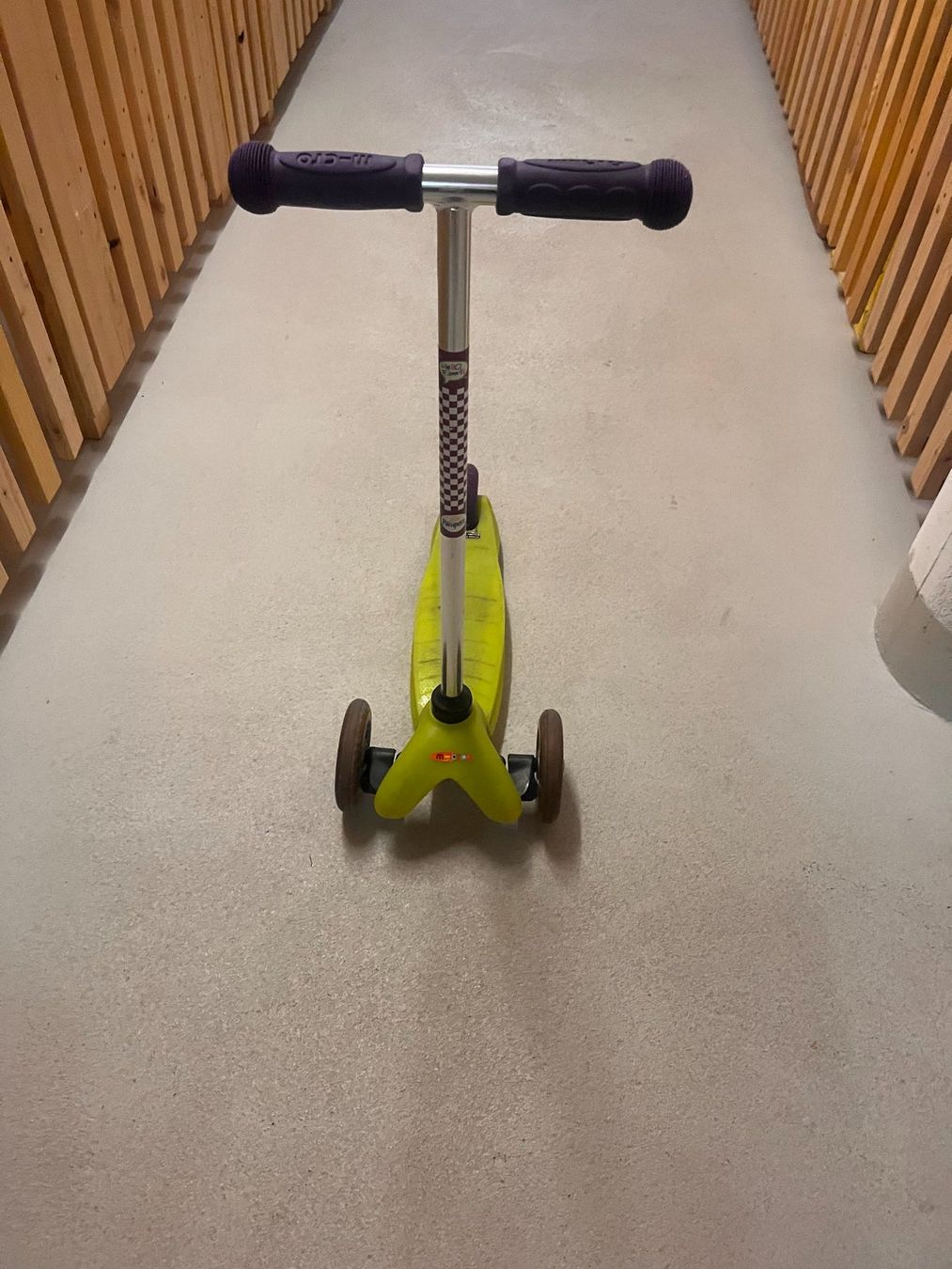 Micro Veicoli per bambini: Micro Mini Scooter Grün – Usato da Dietikon venduto da eve_96k6 1