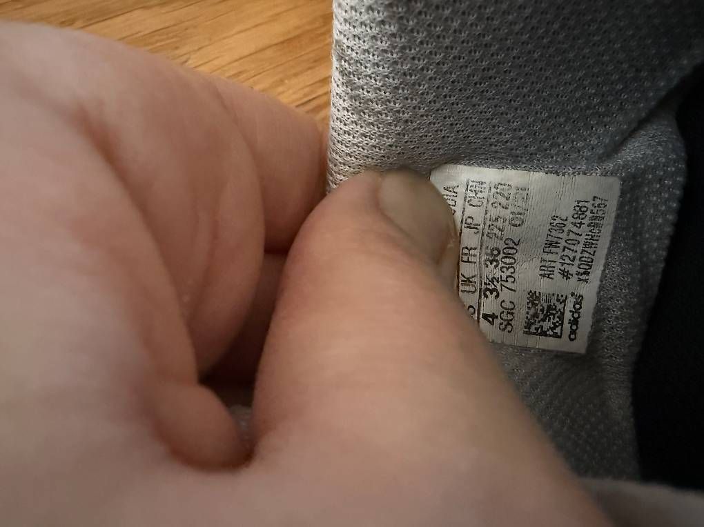 Scarpe per ragazzi: Fussball schuhe Kinder 36 – Usato da Basel venduto da momo.st 4