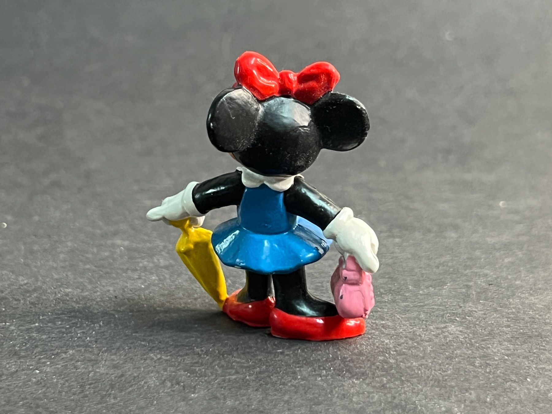 Bullyland Statuette: Minnie Maus Bully Vintage Figur mit Tasche – Usato da Ennetbaden venduto da mapa05 5