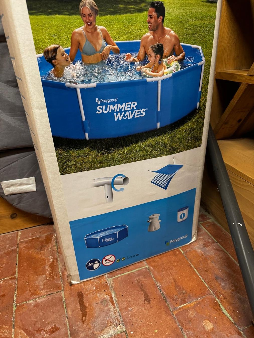 Schwimmbad: Pool Summer Waves – Gebraucht aus Schlieren von costajpa 2