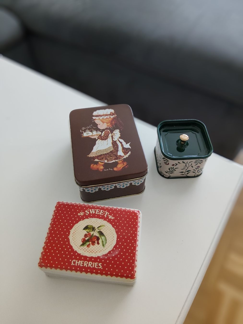 Dosen: Blechdosen Set 3 Stück Retro – Gebraucht aus Basel von M.M_ 3