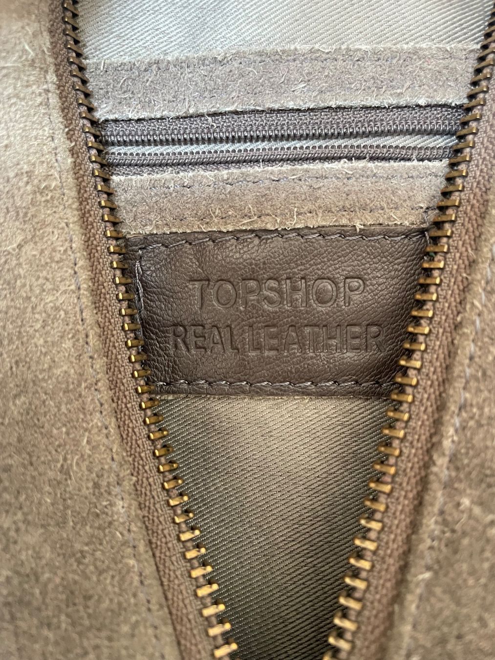 Rucksäcke: Sac à dos Topshop Real Leather en daim – Gebraucht aus Geneve von Margot_22 2