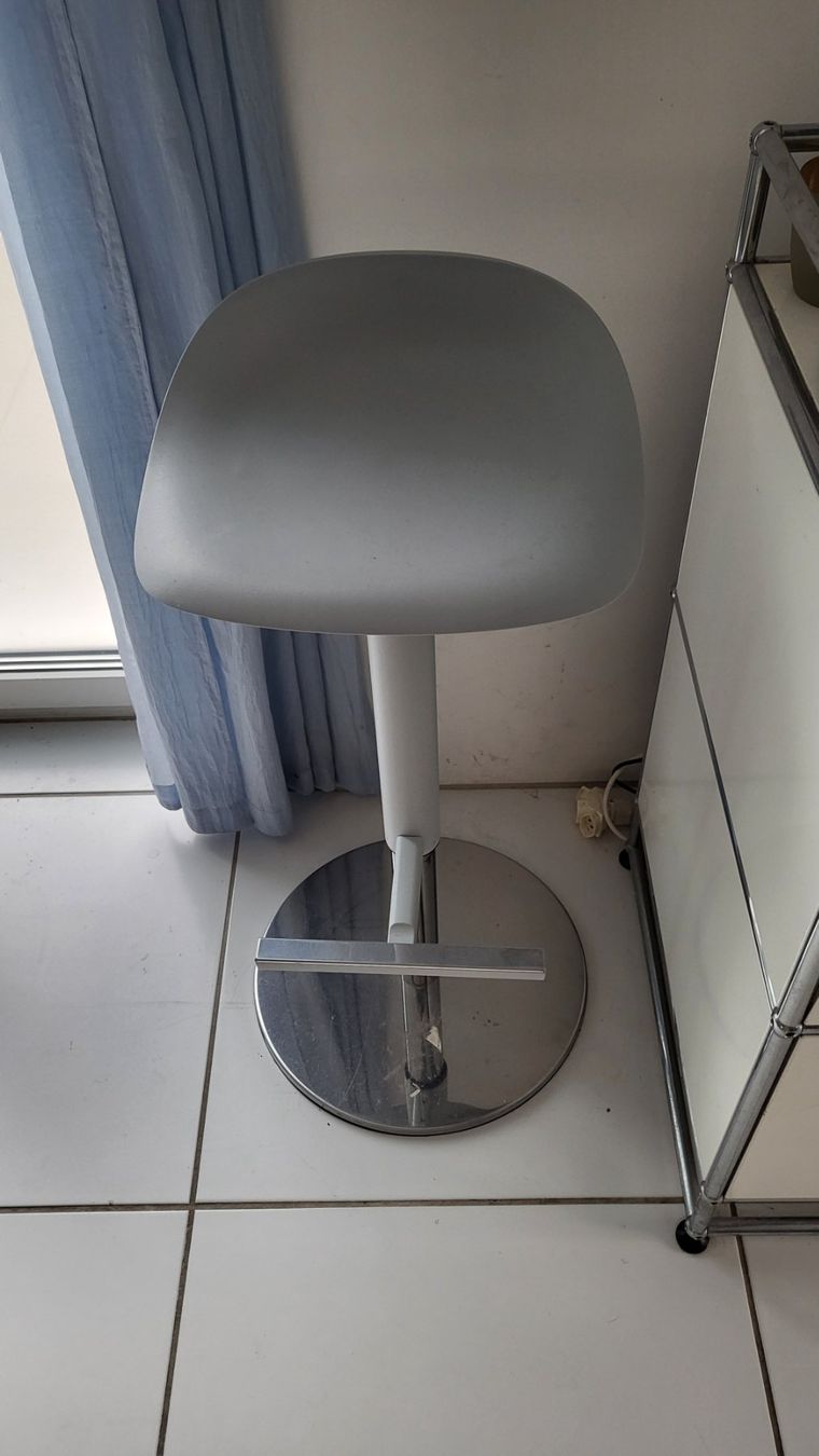 Ikea Hocker: Barhocker grau IKEA – Gebraucht aus meisterschwanden von ursm03