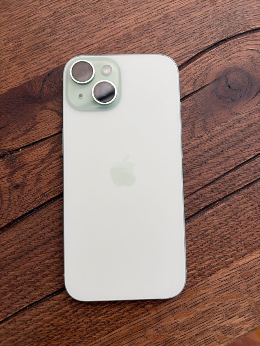 Apple Portables: iphone 15 128gb – D'occasion à Luzern par jen_z22