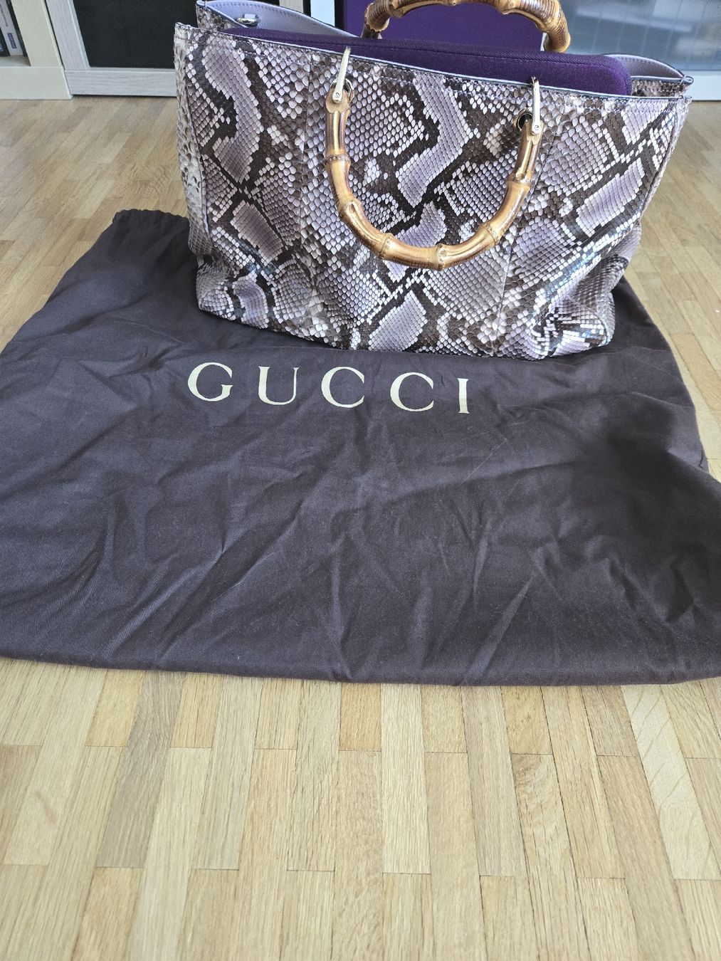 Gucci Taschen für Damen: Tolle Gucci Tasche mit Pythonleder – Gebraucht aus Adliswil von ani_l7ql