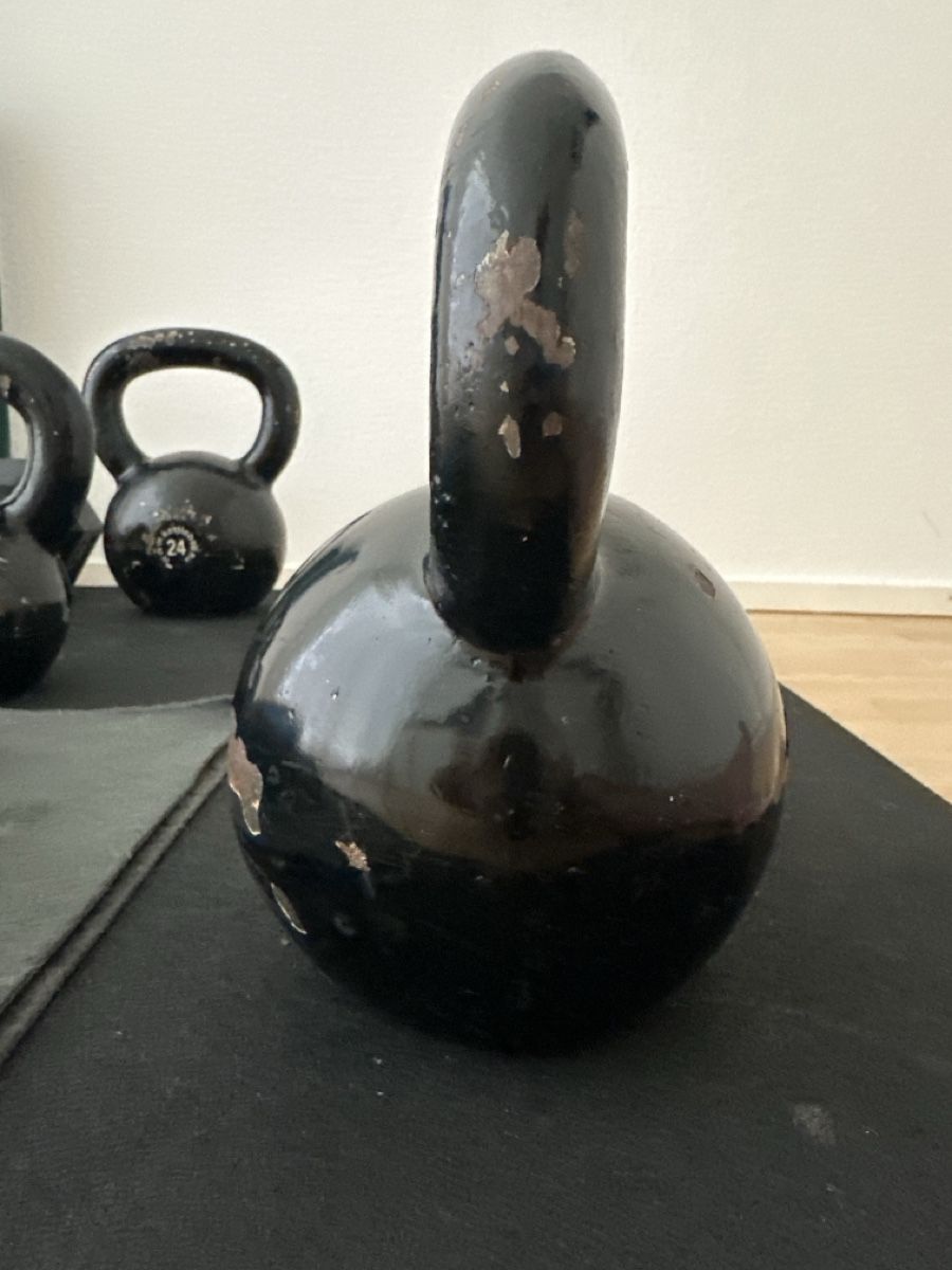 Bollitori: Kettlebell 20 kg schwarz – Usato da Allschwil venduto da MB4123 2